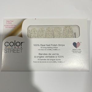 Color Street Nail Polish Strips “Glittersweet” NWT